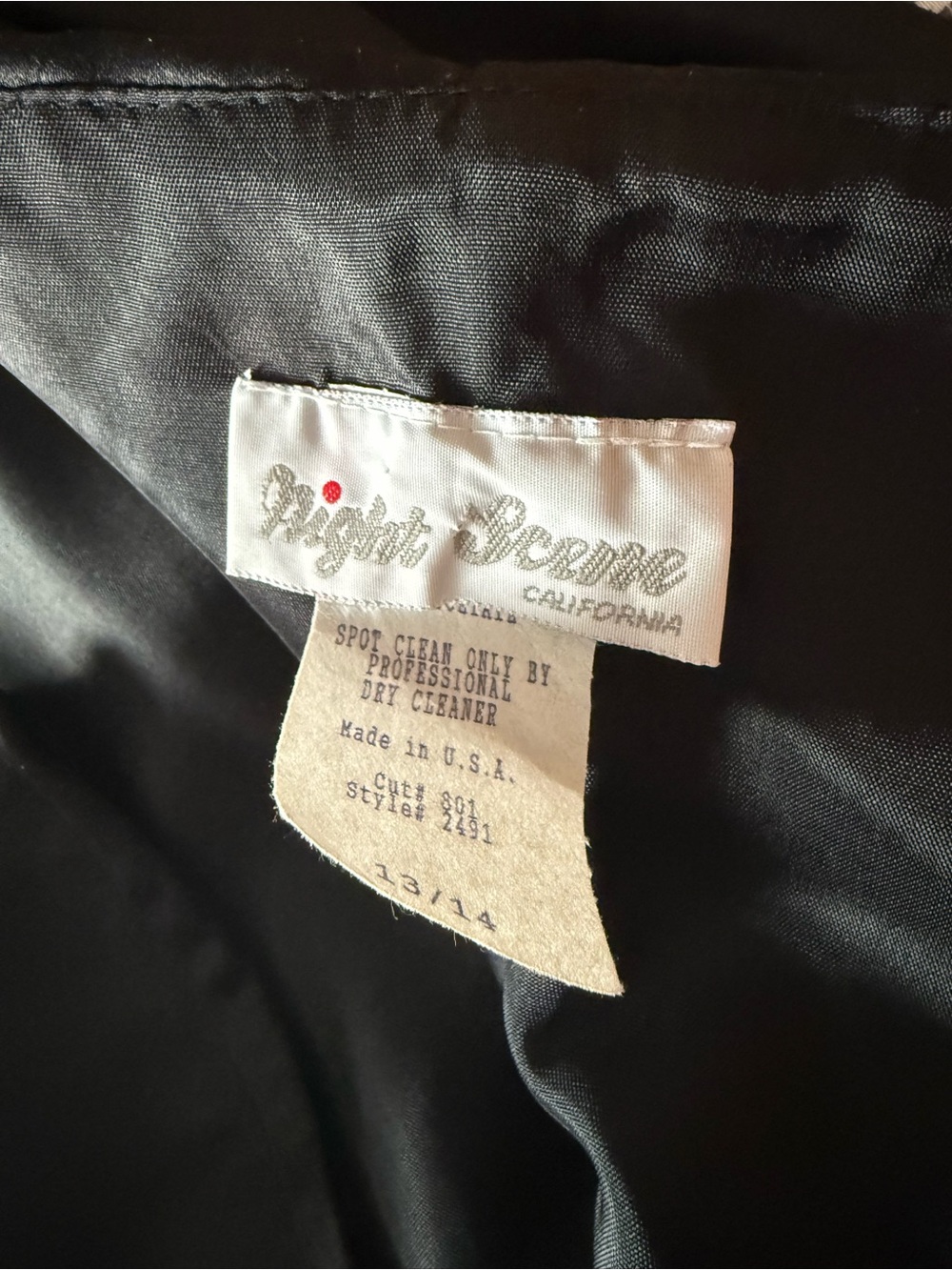 Two-Tone Black & White Formal Gown - Picture 6 of 7
